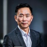 开云网址运营负责人王建国头像照片，中年男性，商务形象，平台运营专家
